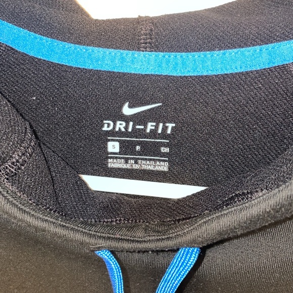 Nike Dri-Fit Sweatshirt - Picture 3 of 5